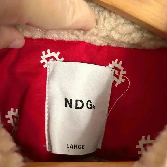 NDG Studio Paris Red  and White Jacket withh Faux Lambskin Interior Lg. - Picture 3 of 13